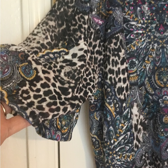 One World Leopard Print & Design Ruffle Sleeve Women’s Top - Picture 5 of 6